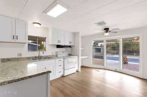 2570 W Scenic St, Apache Junction, AZ 85120 photo 8