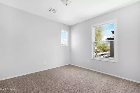 2331 E Pecan Rd, Phoenix, AZ 85040 photo 11