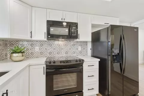 2440 E Hale St, Mesa, AZ 85213 photo 9