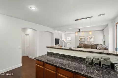Entry Way - 5824 E Hoover Ave, Mesa, AZ 85206 photo 3 of 6