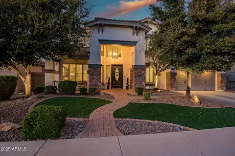 2484 E Lodgepole Dr, Gilbert, AZ 85298 photo 3