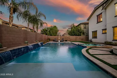 2484 E Lodgepole Dr, Gilbert, AZ 85298 photo 9