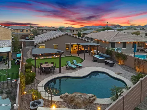 7694 S Reseda St, Gilbert, AZ 85298