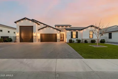 1265 E La Fortuna Ct, San Tan Valley, AZ 85140