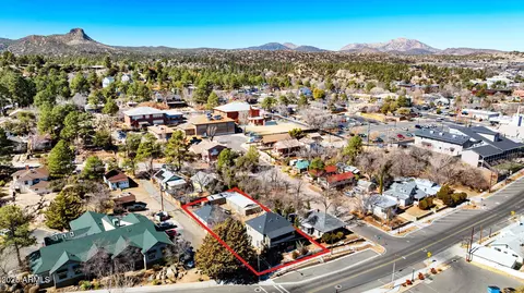 208 S Summit Ave, Prescott, AZ 86303