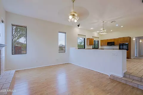 Living - 130 E Jordon Ln, Phoenix, AZ 85086 photo 4 of 4