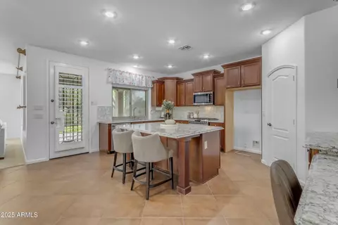 Kitchen - 3777 E Latham Ct, Gilbert, AZ 85297 photo 2 of 6