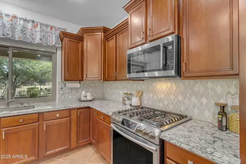 Kitchen - 3777 E Latham Ct, Gilbert, AZ 85297 photo 6 of 6