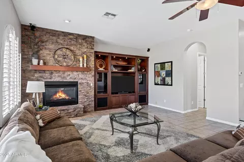 4618 E Carriage Ct, Gilbert, AZ 85297 photo 23