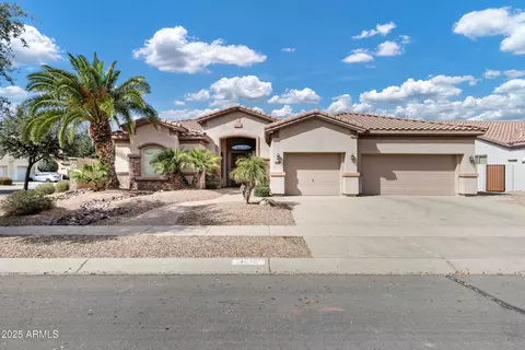 4618 E Carriage Ct, Gilbert, AZ 85297 photo 3