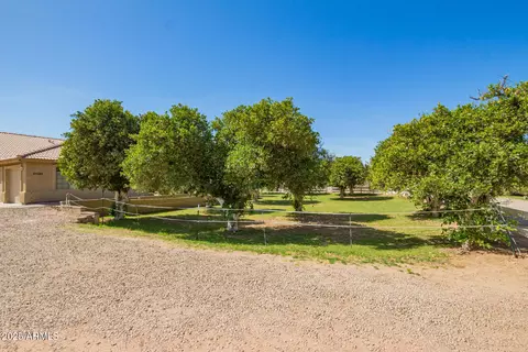 17203 E Starflower Ct, Queen Creek, AZ 85142