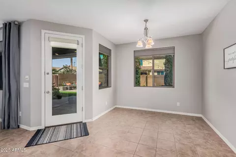 1446 E Canary Dr, Gilbert, AZ 85297 photo 8