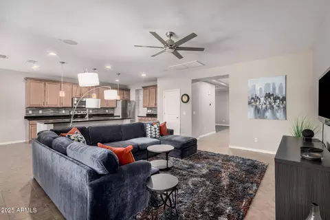 1446 E Canary Dr, Gilbert, AZ 85297 photo 6