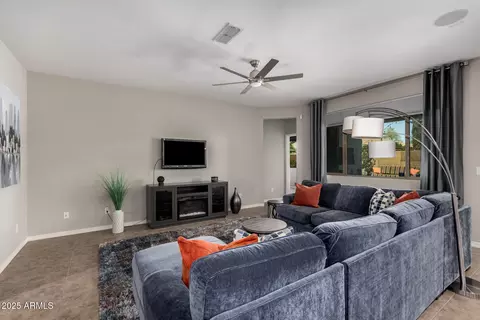 1446 E Canary Dr, Gilbert, AZ 85297 photo 7