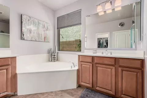 1446 E Canary Dr, Gilbert, AZ 85297 photo 16