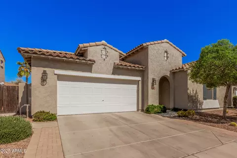 1446 E Canary Dr, Gilbert, AZ 85297