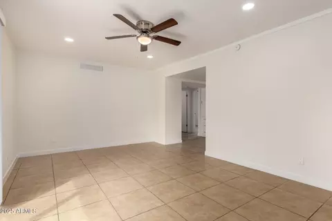 8014 N 55th Ave, Glendale, AZ 85302 photo 9