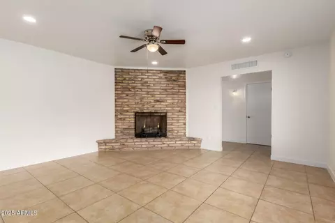 8014 N 55th Ave, Glendale, AZ 85302 photo 5