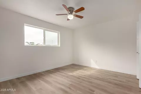 8014 N 55th Ave, Glendale, AZ 85302 photo 13