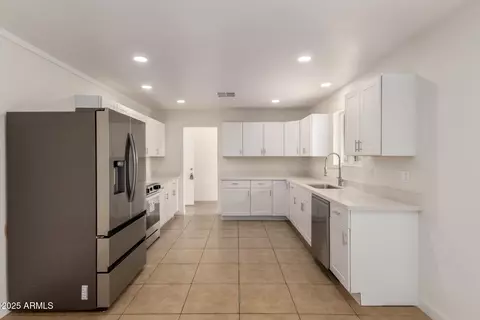 8014 N 55th Ave, Glendale, AZ 85302 photo 10