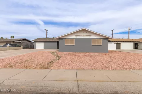 5208 W Earll Dr, Phoenix, AZ 85031
