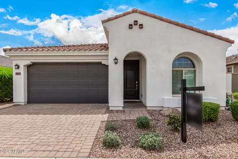 9823 E Red Giant Dr, Mesa, AZ 85212