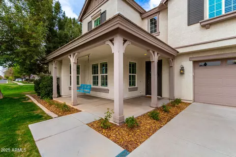 Exterior - 3632 E Comstock Dr, Gilbert, AZ 85296 photo 6 of 14