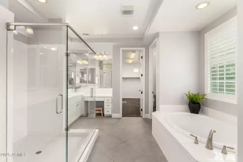 Bath - 3632 E Comstock Dr, Gilbert, AZ 85296 photo 1 of 6