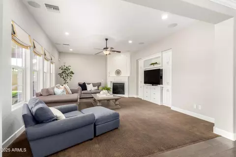 Living - 3632 E Comstock Dr, Gilbert, AZ 85296 photo 2 of 6