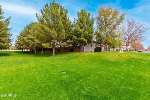 Exterior - 3632 E Comstock Dr, Gilbert, AZ 85296 photo 10 of 14
