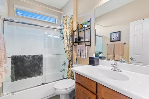 Bath - 4459 E Donato Dr, Gilbert, AZ 85298 photo 4 of 4