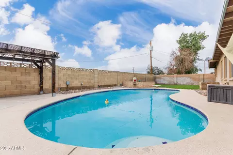 8724 N 42nd Ave, Phoenix, AZ 85051