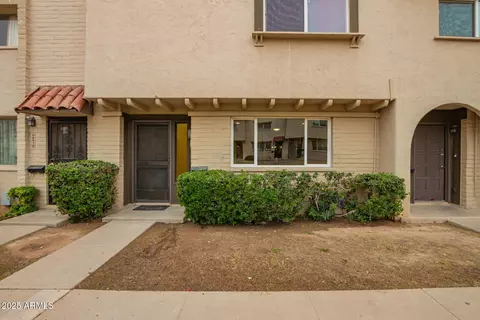 6841 E Osborn Rd #C, Scottsdale, AZ 85251