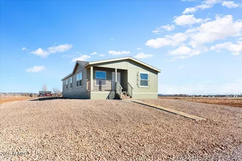 24921 N Verdot Rd, Paulden, AZ 86334