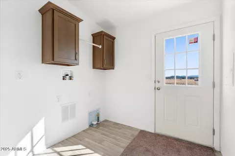 24921 N Verdot Rd, Paulden, AZ 86334 photo 13