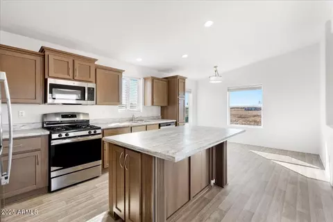 24921 N Verdot Rd, Paulden, AZ 86334 photo 10