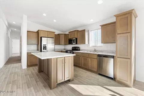 24921 N Verdot Rd, Paulden, AZ 86334 photo 8