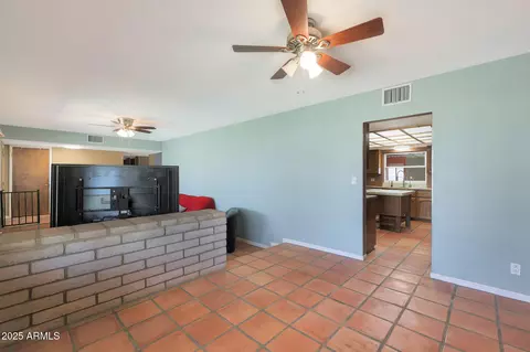 Living - 3177 E Redfield Rd, Gilbert, AZ 85234 photo 4 of 11
