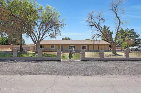 Exterior - 3177 E Redfield Rd, Gilbert, AZ 85234 photo 10 of 23