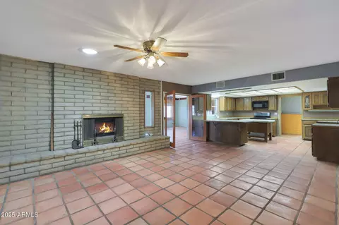 Living - 3177 E Redfield Rd, Gilbert, AZ 85234 photo 11 of 11