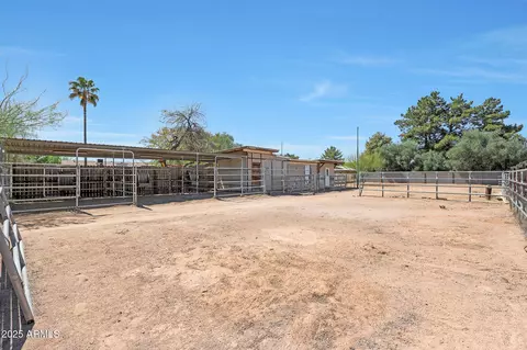 Exterior - 3177 E Redfield Rd, Gilbert, AZ 85234 photo 8 of 23
