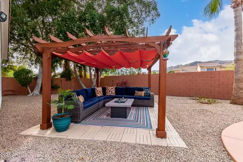 Exterior - 1356 E Desert Flower Ln, Phoenix, AZ 85048 photo 18 of 24