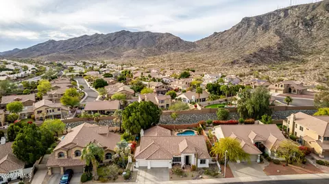 View/Area - 1356 E Desert Flower Ln, Phoenix, AZ 85048 photo 8 of 12