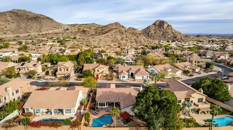 View/Area - 1356 E Desert Flower Ln, Phoenix, AZ 85048 photo 9 of 12