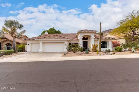 Exterior - 1356 E Desert Flower Ln, Phoenix, AZ 85048 photo 7 of 24
