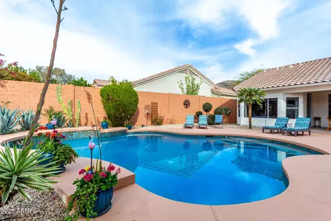 Exterior - 1356 E Desert Flower Ln, Phoenix, AZ 85048 photo 15 of 24