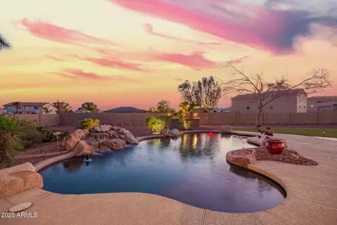 18927 W Mitchell Ct, Litchfield Park, AZ 85340