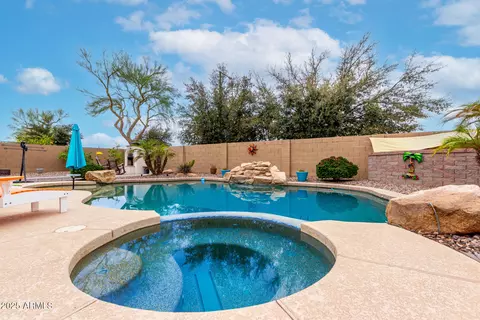 15620 W Meadowbrook Ave W, Goodyear, AZ 85395