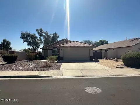 8179 W Clara Ln, Peoria, AZ 85382
