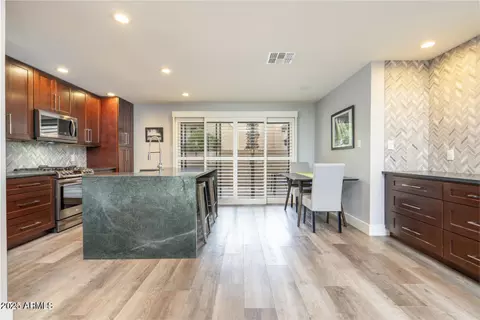 4950 N Miller Rd #122, Scottsdale, AZ 85251